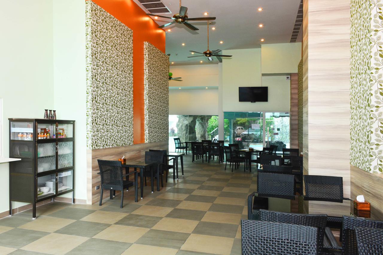 Amazon Pattaya Jomtien Apartments Exterior photo