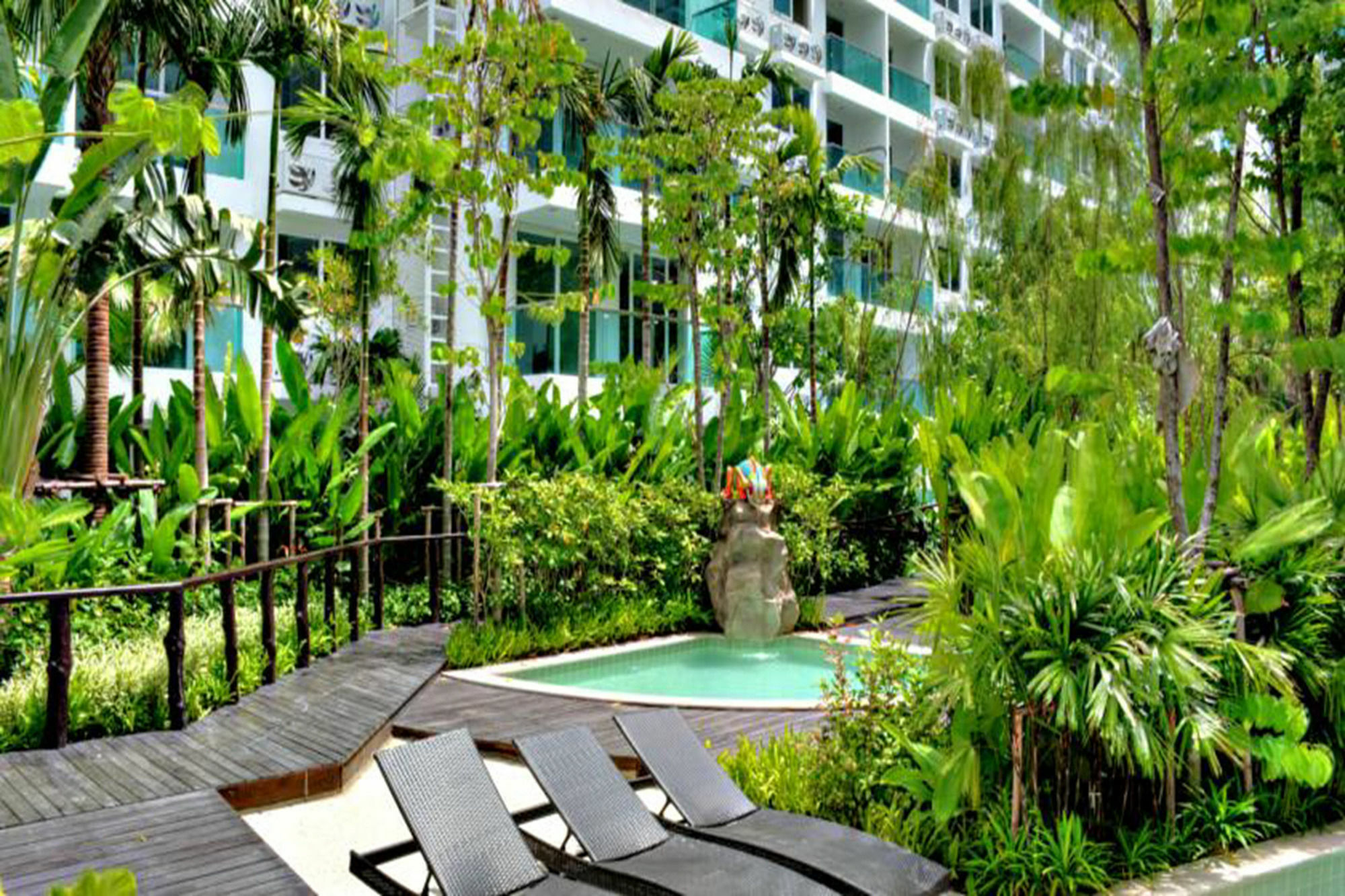 Amazon Pattaya Jomtien Apartments Exterior photo