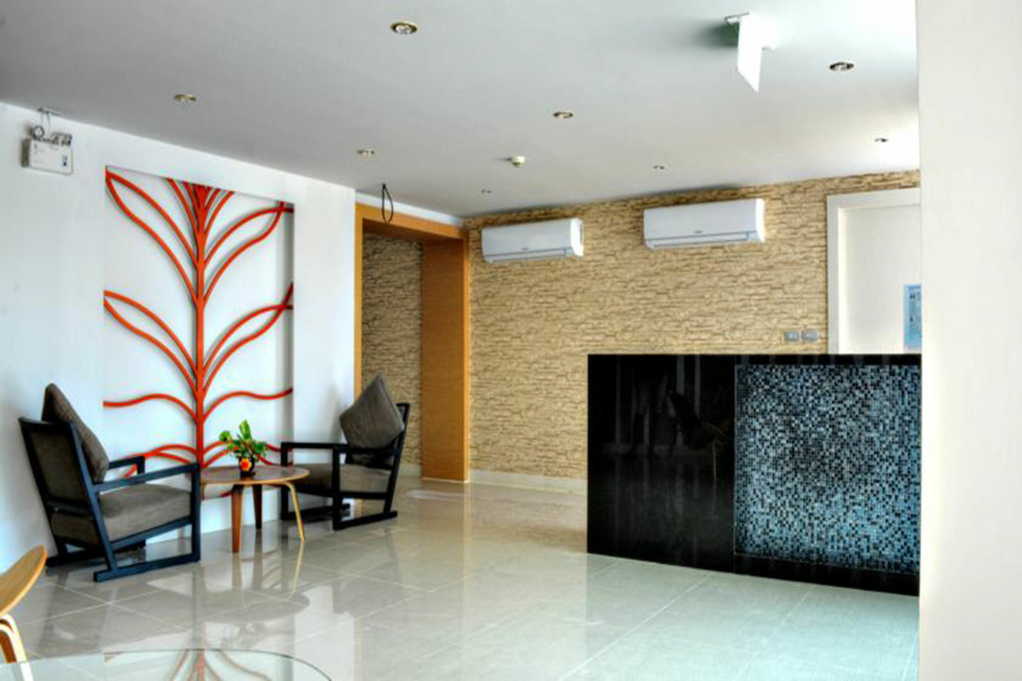 Amazon Pattaya Jomtien Apartments Exterior photo
